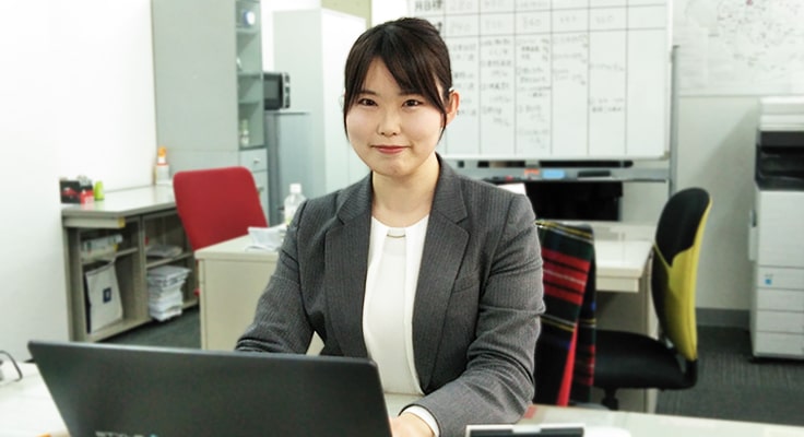 https://careeron.xsrv.jp/about/adviser/honzu-serina/